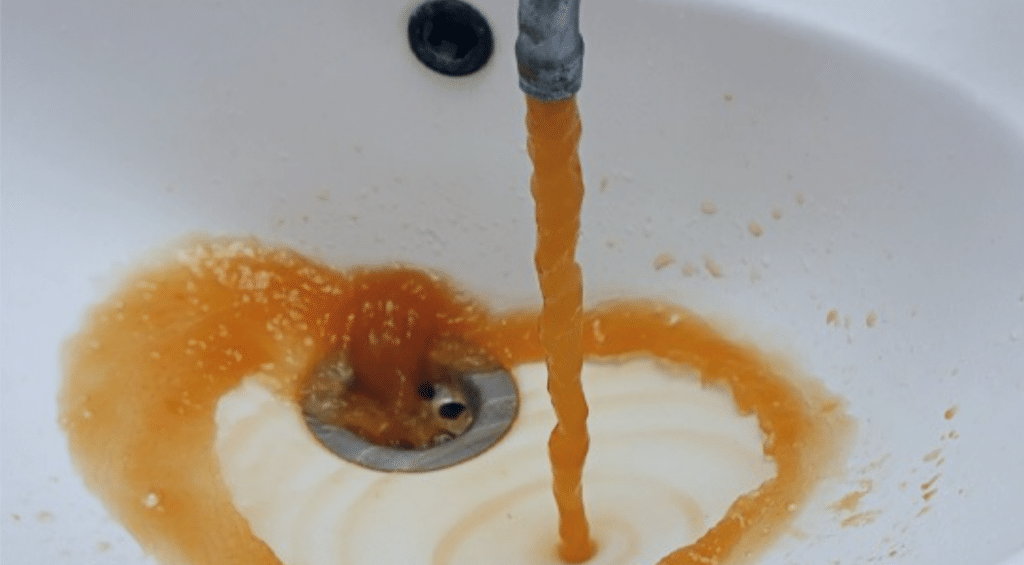 dealing-with-rusty-water